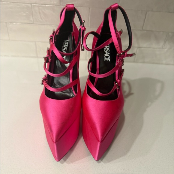 Versace tempest platforms - Picture 9 of 9